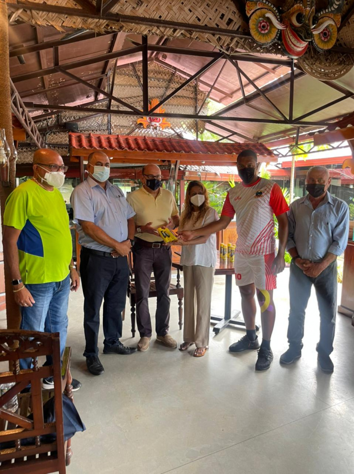 Football: Mahinda Rajapaksa Trophy in Sri Lanka     Seychelles team receive medical equipment from Sri Lankan HC