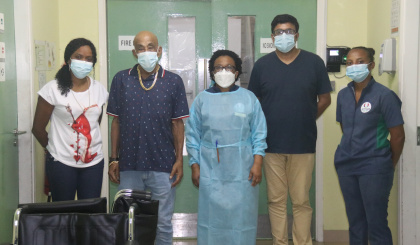 Dialysis patient donates wheelchairs to unit