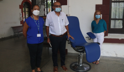 GranKaz donates phlebotomy chair to Blood Testing Unit