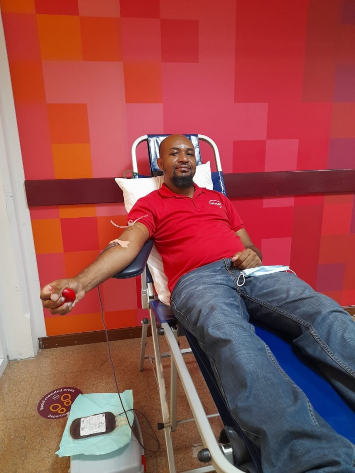 Absa Bank Seychelles colleagues participates in first blood drive for 2022