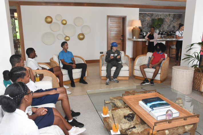 Mack around the world ‒ The Macksolo project