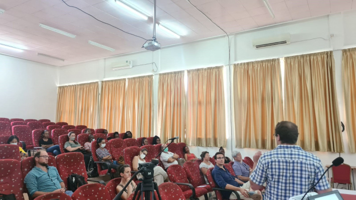 Symposium discusses research on ecology of forest restoration in Seychelles
