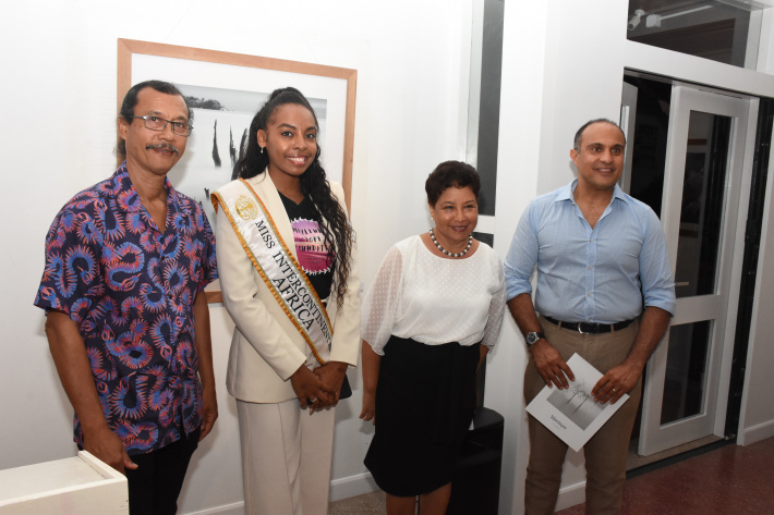 Kenyan photographer Zia Manji hosts exhibition on Seychelles waterscapes