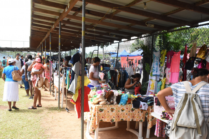Vendors put emphasis on variety in Independence Day bazaar