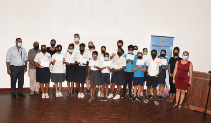 17 students selected to visit D’Arros