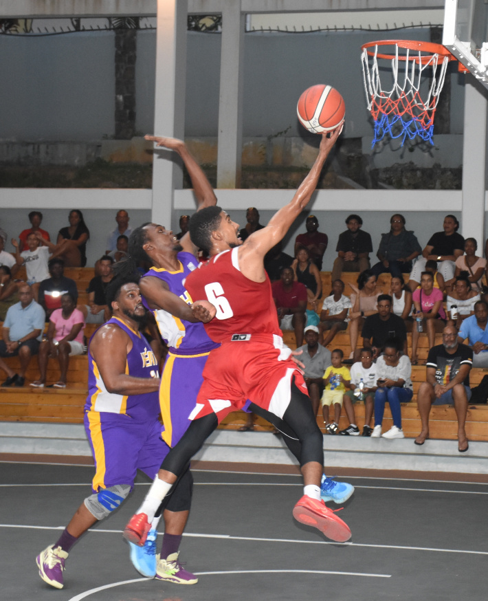 Basketball: Men’s division one play-offs final – Game 1
