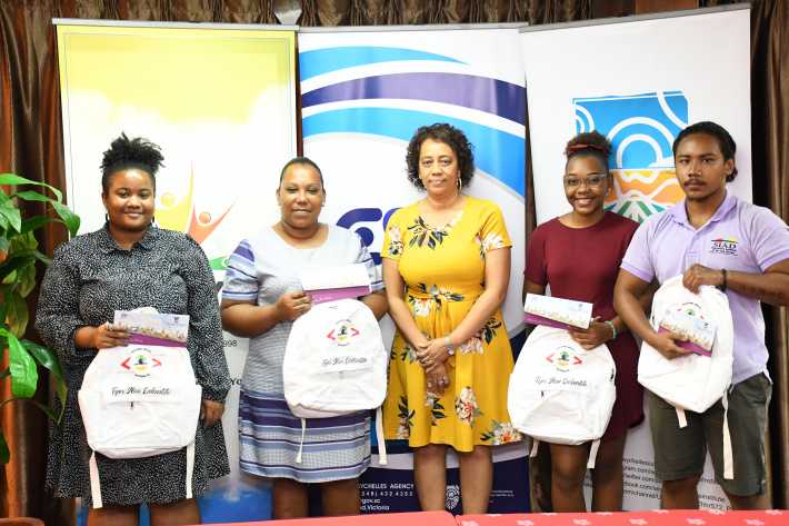    Quatre jeunes artistes Seychellois aux Comores pour le festival d’art contemporain