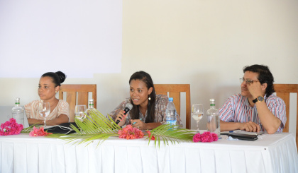 Tourism department and La Digue stakeholders discuss future of tourism on the island