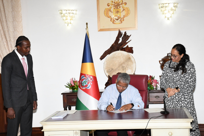 President Ramkalawan assents to two bills