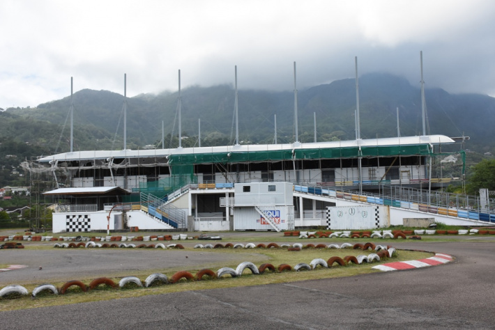 Palais des Sports gets new roof