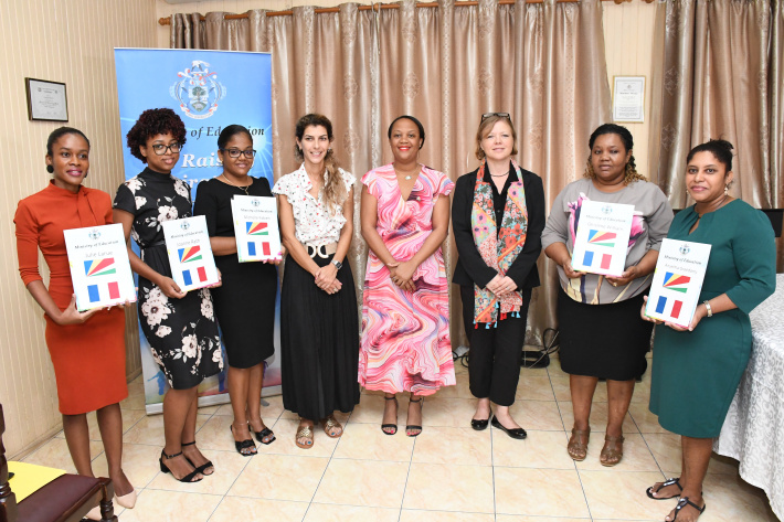 Cinq enseignantes de français choisies pour une formation à l’île Maurice