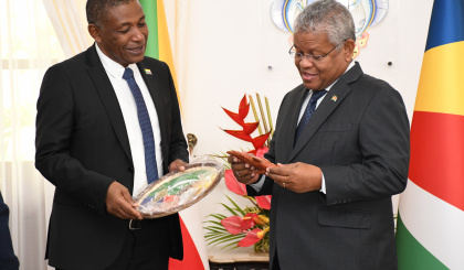 Visite de courtoisie du président de l'Assemblée nationale de l'Union des Comores à State House