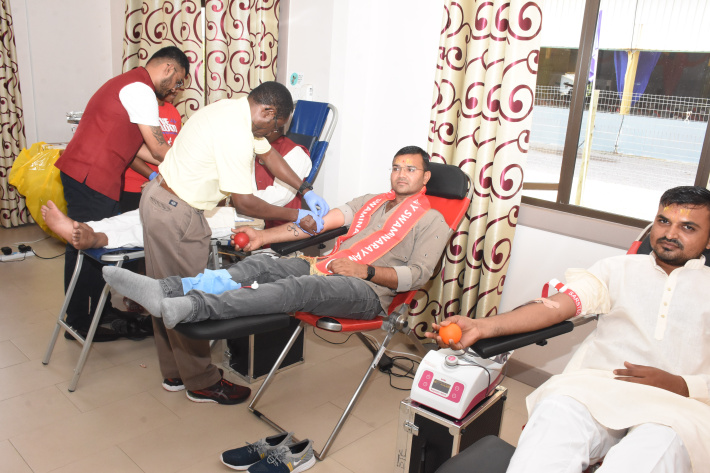 Blood drive in partnership with SSTS attracts impressive group of donors