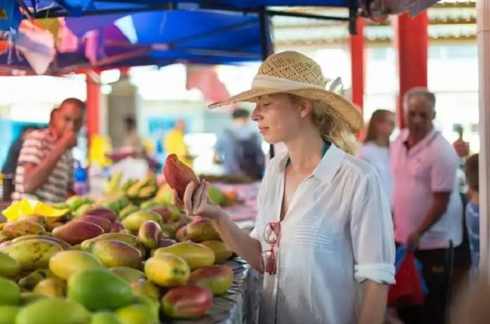 Visitor arrivals up by 6 percent