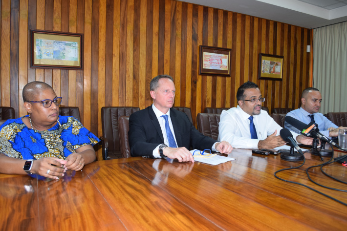 IMF staff and Seychellois authorities reach staff-level agreement on first review under EFF and RSF programmes   