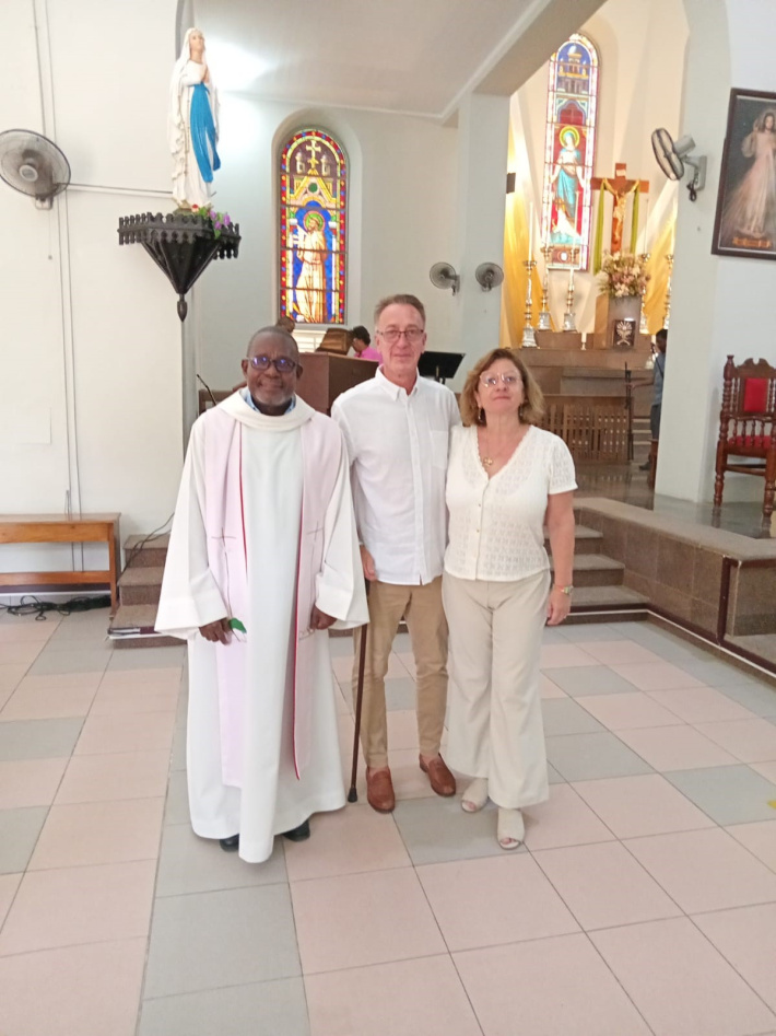    Marie et Jean Klasic célèbrent leur noce de perle aux Seychelles