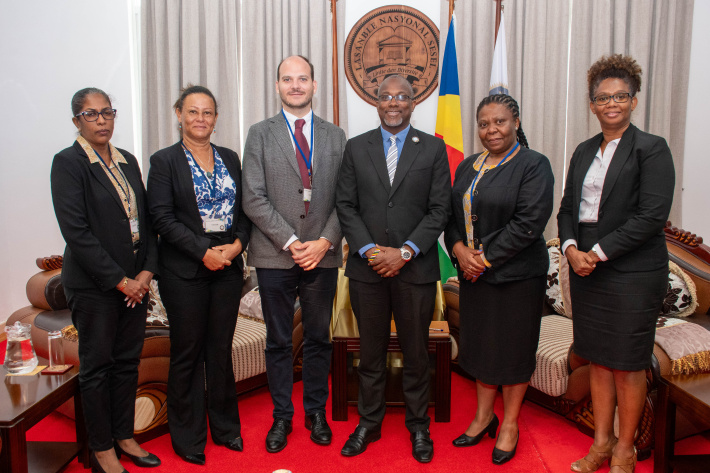 Delegation from the Open Government Partnership calls on deputy speaker   
