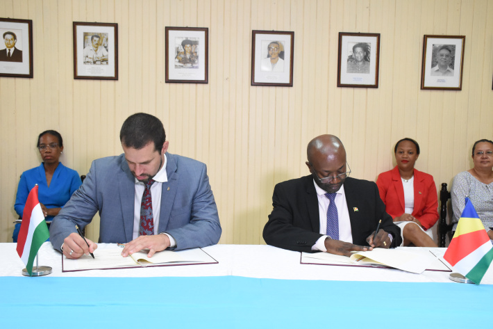 Seychelles, Hungary renew  partnership in education
