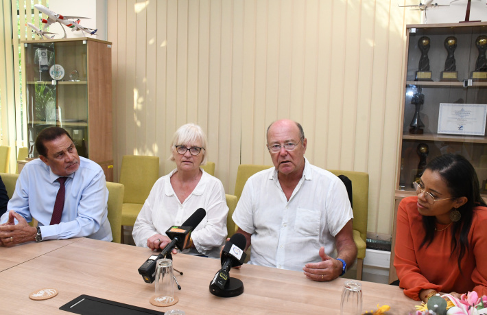 La visite de la famille Guinchard aux Seychelles