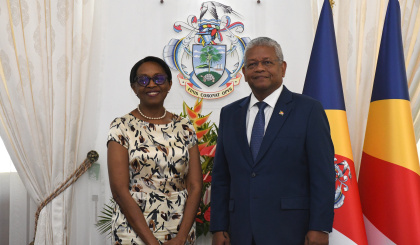 Dr Moeti pays courtesy call on President Ramkalawan