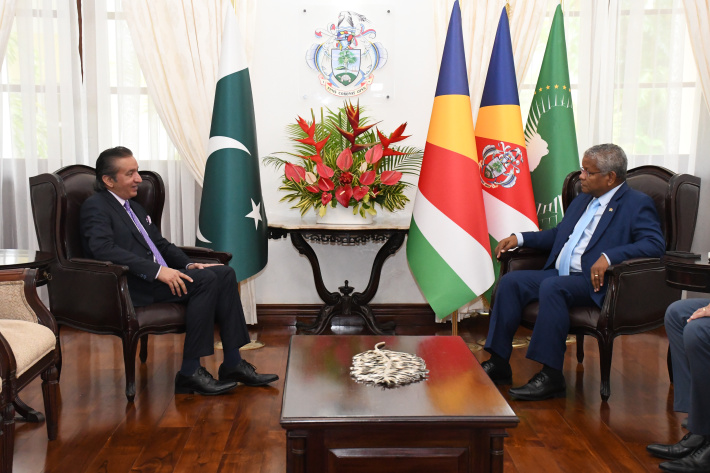 Pakistani High Commissioner bids farewell to President Ramkalawan   