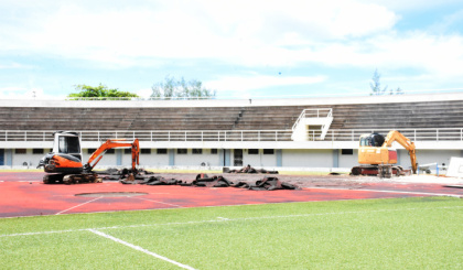 Resurfacing of Stad Linite track progressing  