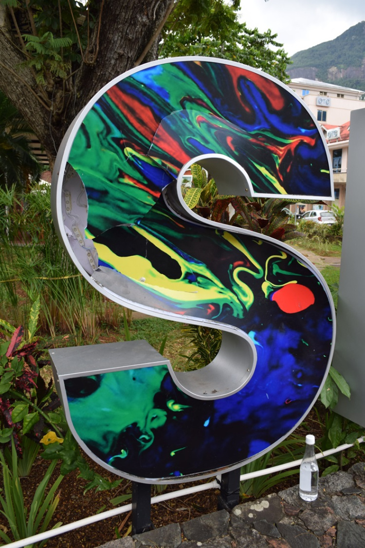 Vandalism act on the ‘I love Seychelles’ banner in Victoria