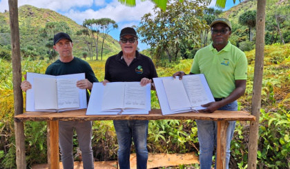 Le Duc de Praslin adopts Salazie nature trail