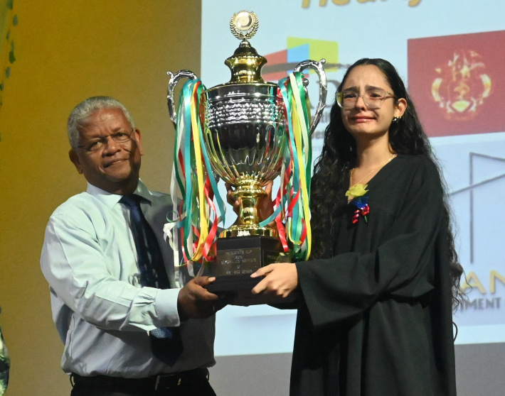 SIAD graduation ceremony