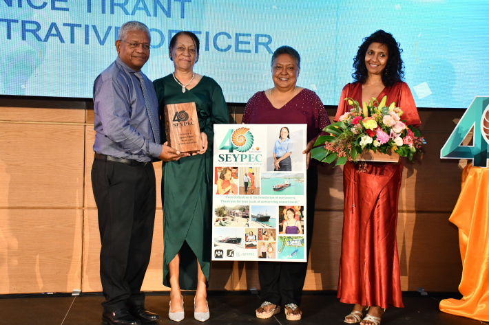 Seypec honours pioneers, long-serving employees