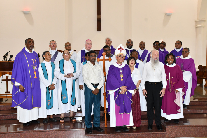 Bishop Wong bids farewell to Seychelles after 15 years of service