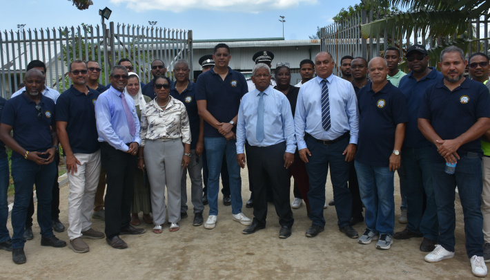 Presidential visit of the Roche Caïman sports complex