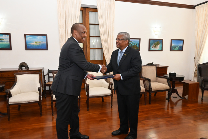 Rwandan High Commissioner presents credentials to President Ramkalawan