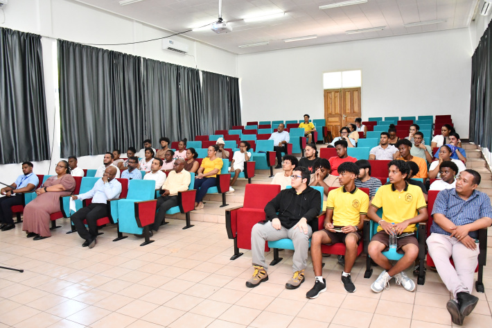 Record turnout for 7th Hackathon
