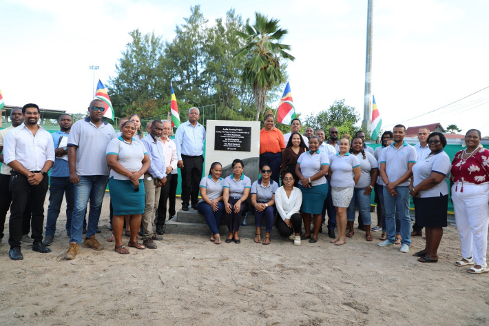 Symbolic foundation stones laid for new housing project on Praslin