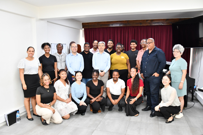 Chinese delegation visits Seychelles National Choir