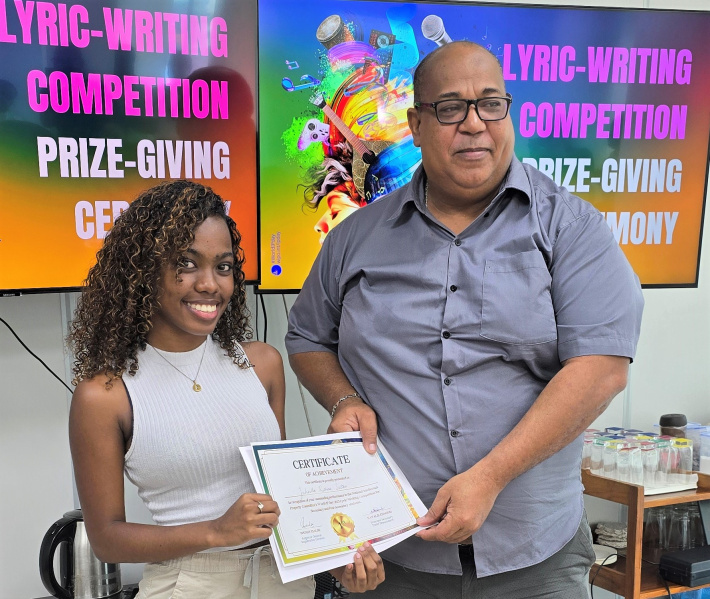 Trade department rewards winners of lyric-writing competition