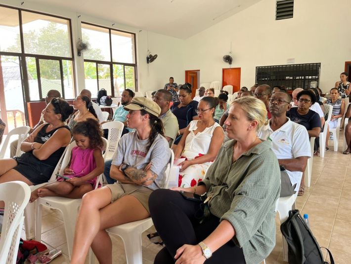 Tourism department and partners discuss La Digue visitor use management plan