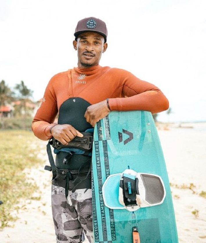 Windsurfing and kite surfing: Traditional Mahé-Praslin crossing