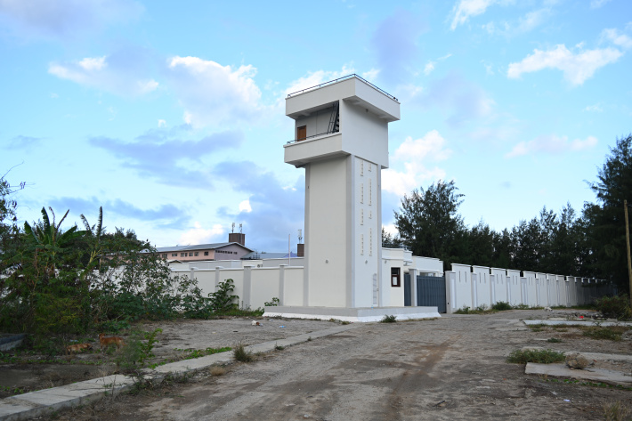Inside the Persévérance remand facility