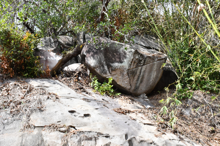 Urgent rock stabilisation works underway in Pointe Conan