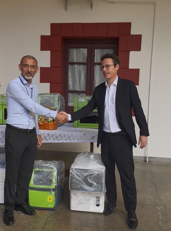 Ministry of Health gets US $300,000 worth of advanced laboratory equipment