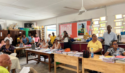 Education minister briefed on plans for new La Digue school project