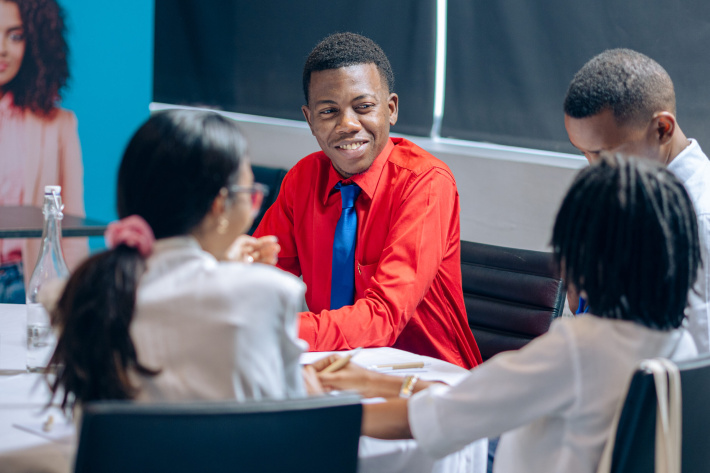 Six jeunes Seychellois participent au Parlement régional des jeunes de l’Indianocéanie à Maurice