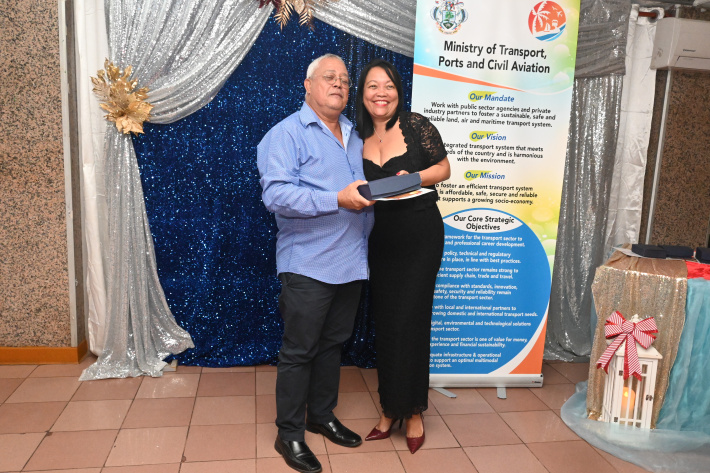 Department of Transport honours long-serving staff