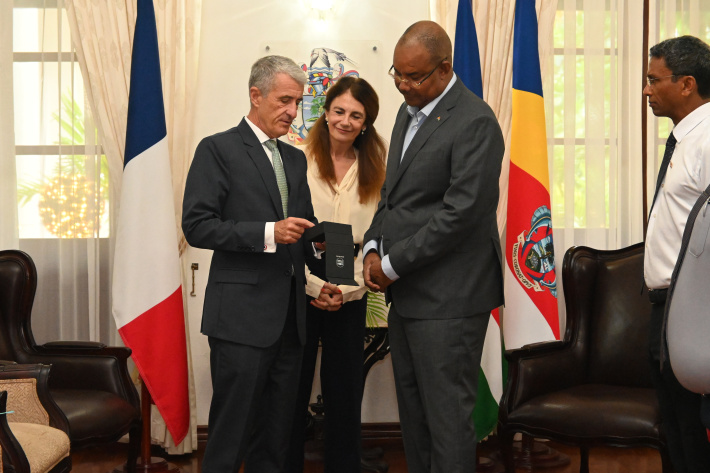 Visite de courtoisie du Préfet de La Réunion au Président de la République des Seychelles