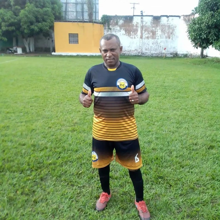 Up Close … with Santos Payet