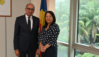 Minister for Transport, Ports and Civil Aviation meets Egyptian ambassador