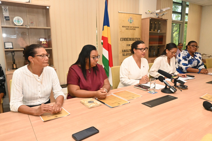 Komite lorganizasyon i donn plis detay lo bann aktivite pour komemor abolisyon lesklavaz