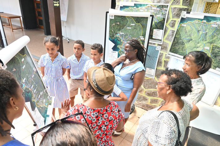 UniSey hosts community dialogue on plastic pollution and coastal flooding